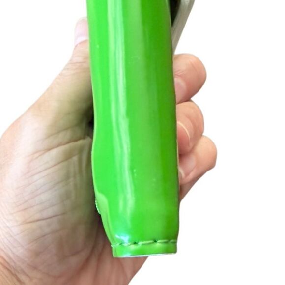 Kate Spade Wallet Patent Leather Snap Closure Green - Picture 4 of 7